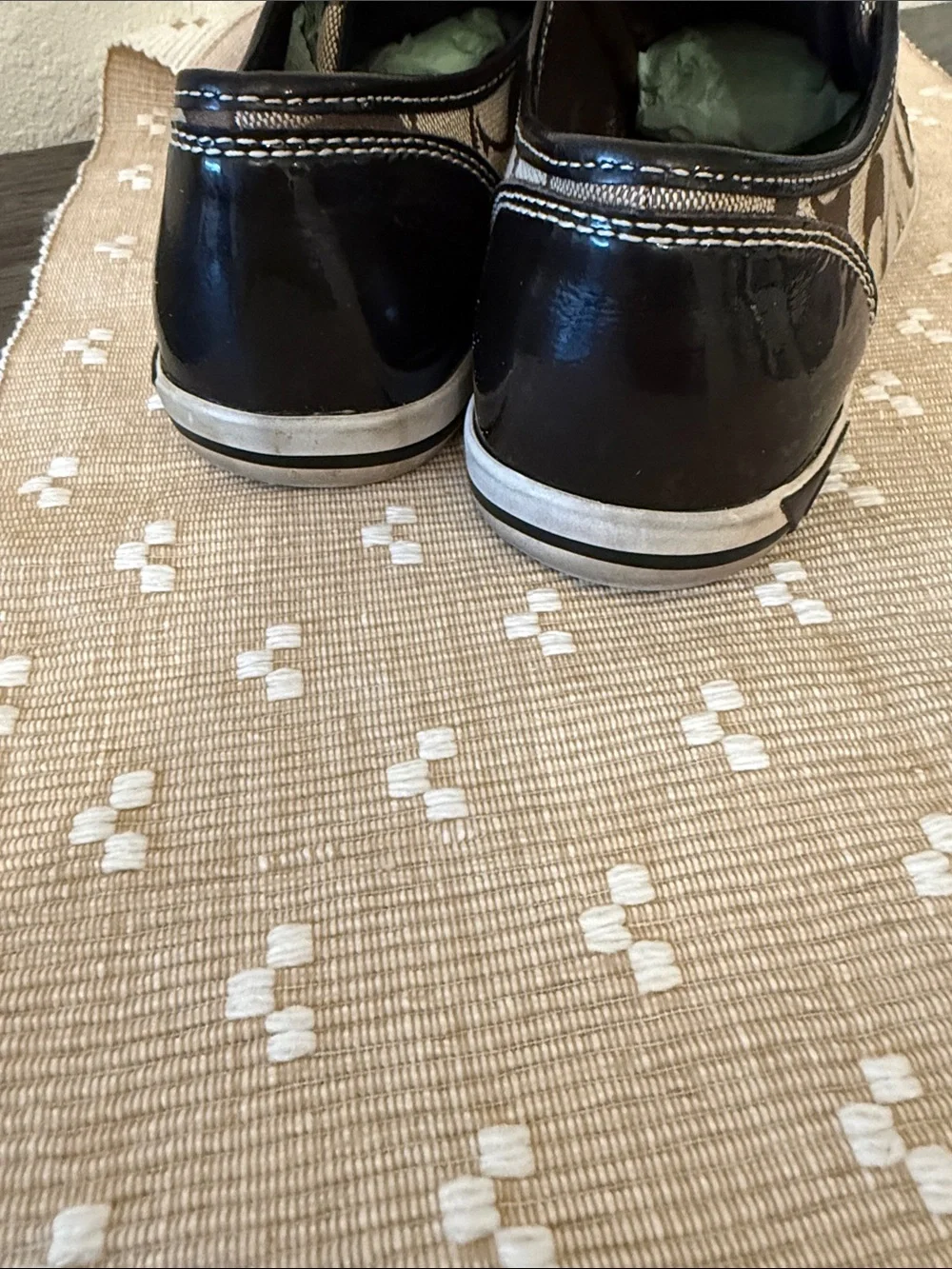 Coach Signature C Jacquard Patent Leather Low Top Sneakers Brown Khaki Size 7